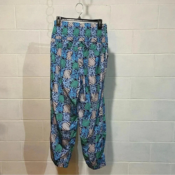 FP Movement Parachute Jogger Pants MEDIUM Blue Floral NWOT Y2K 80s Lightweight - Picture 3 of 6